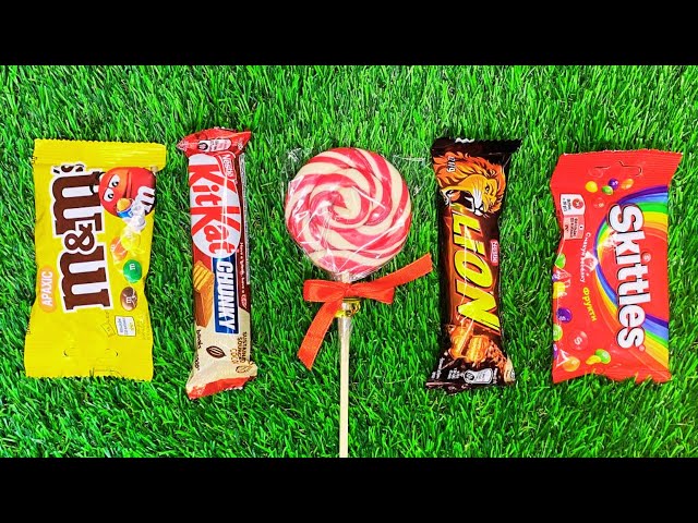 Satisfying video Asmr lollipops candy and chocolate jelly gummy candy asmr rainbow cutting video