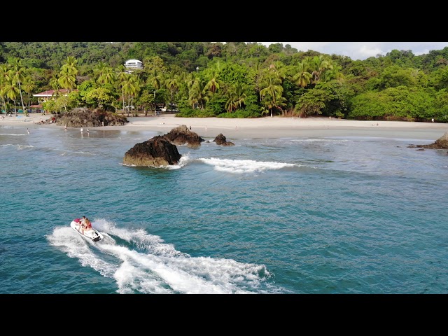 Drone footage - Costa Rica, Playa Espadilla, Parque Nacional Manuel Antonio