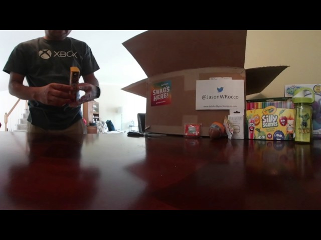 360 degree - Unboxing of @TheToyInsider Swag Box