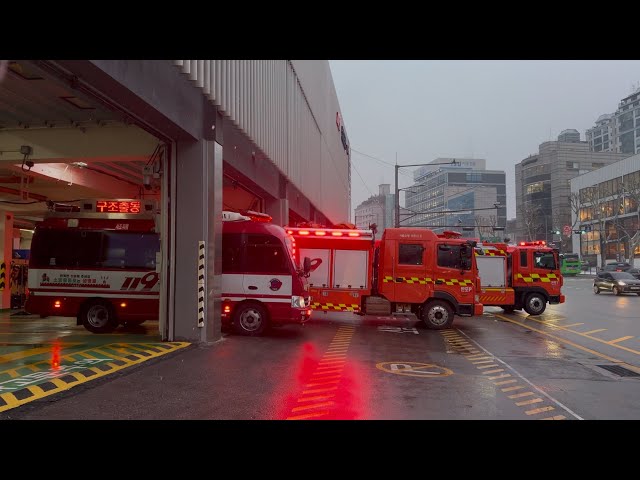 (ENG SUB) 화재출동 - 서울특별시 서초소방서 (Fire responding - Seoul Seocho Fire Station)