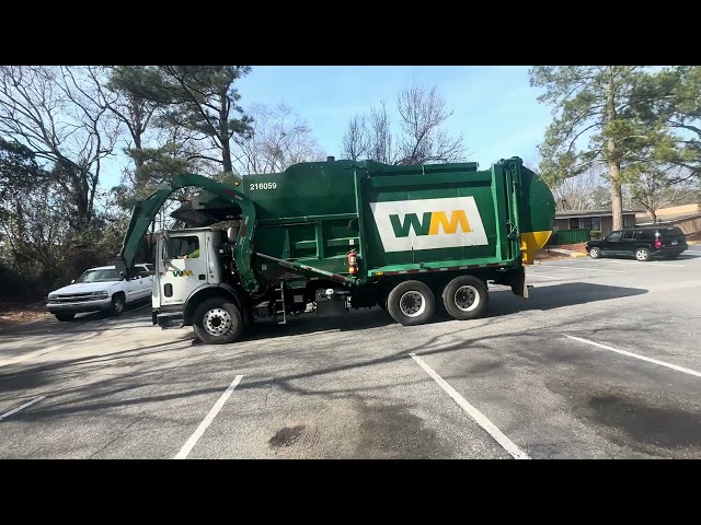 Waste Management 216059 Mack MRU McNeilus Atlantic Front loader