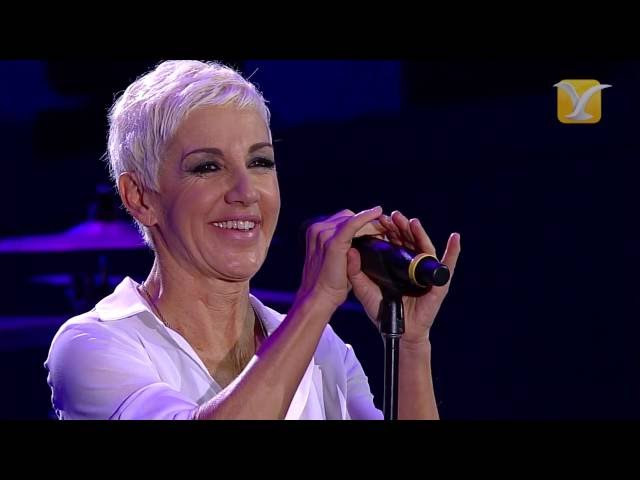 Ana Torroja    Hijo de La Luna   Festival de Viña del Mar  2015 FULL HD