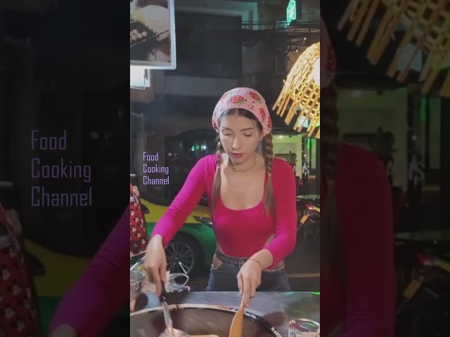 Puy Roti Lady! The Most Popular Roti Lady in Bangkok #Thailand #trending #Shorts