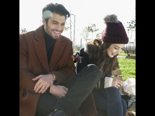 The mysterious love between Can Yaman and Özge Gürel: friendship or romance?