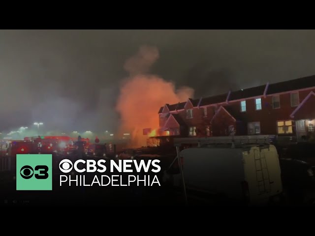 CBS Philadelphia's team coverage of plane crash in Northeast Philadelphia