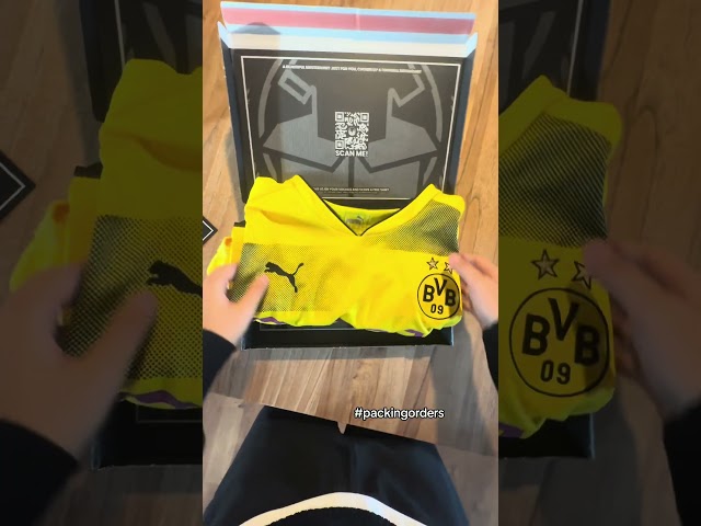 Bayern Munchen or Borussia Dortmund? #mystershirt #mysteryshirt #mysteryshirts #mysteryfootballshirt