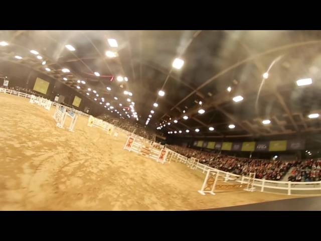 Vicki Wilson showjumping 360 world first at Equidays!