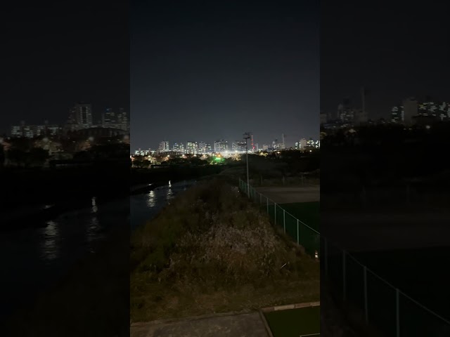 Anyangcheon Stream in the evening