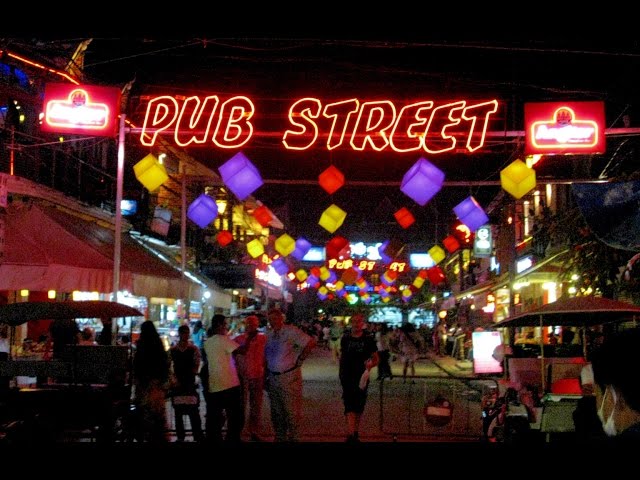 Pub Street Nightlife Cambodia video 360° degree.