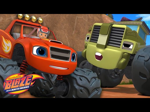 Blaze Uses Blazing Speed To Jump Over Sleeping Giants! | Blaze and the Monster Machines