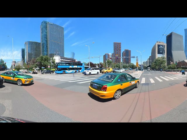 Beijing (Pequim) de moto elétrica em 360 graus com a insta360 - Brasileiro na China