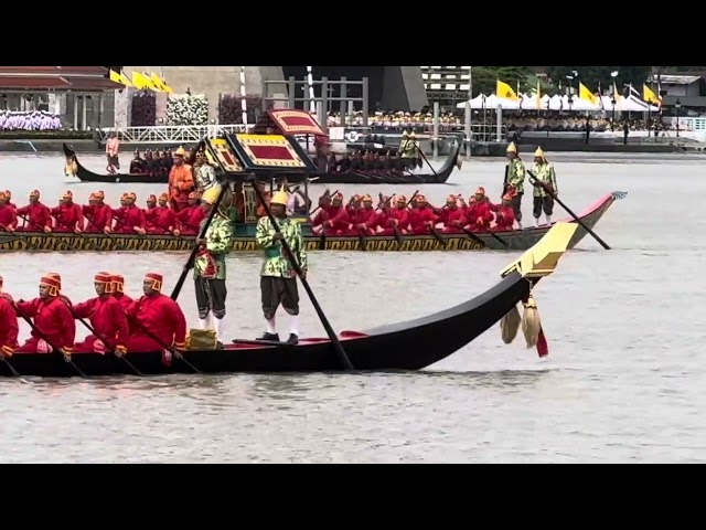 #Thailand 🇹🇭 #Bangkok #ChaoPhrayaRiver The Royal Barge Procession | 2024 27 Oct | just started.