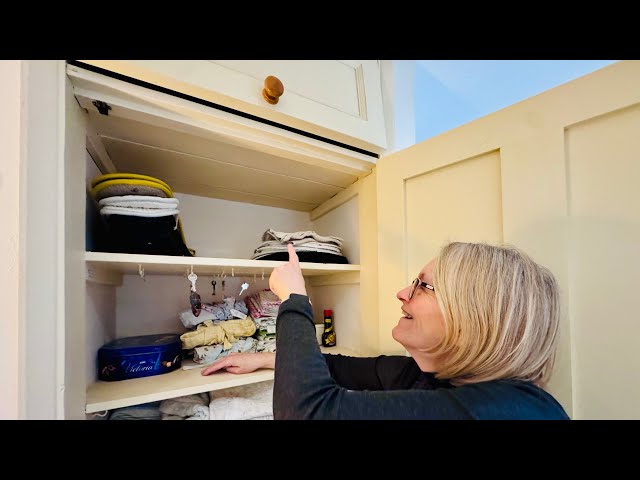 Declutter And Reorganise Messy Cottage Cupboard Part 3-The Fun Bit-Clean With Kate #declutterwithme