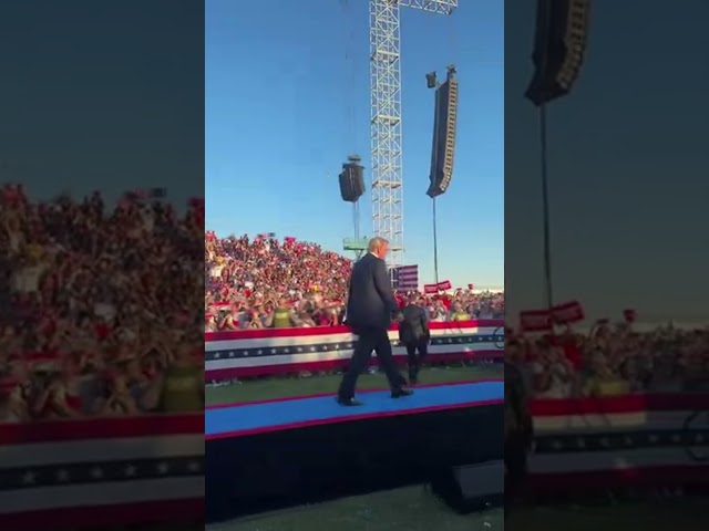 Massive line of supporters for Trump's rally at the Coachella, California.