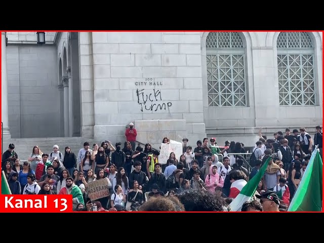 "F**k Trump"- Students in Los Angeles protest Trump immigration policies