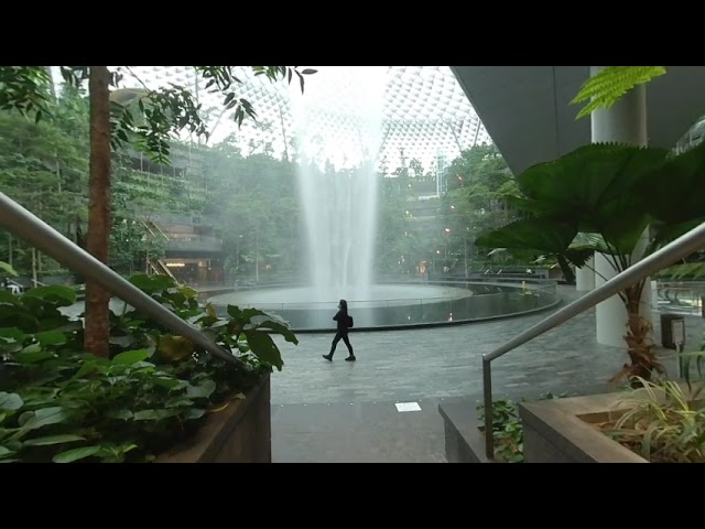 3D 180 VR Video  Jewel Changi Airport ! World's tallest indoor Waterfall - Part 1