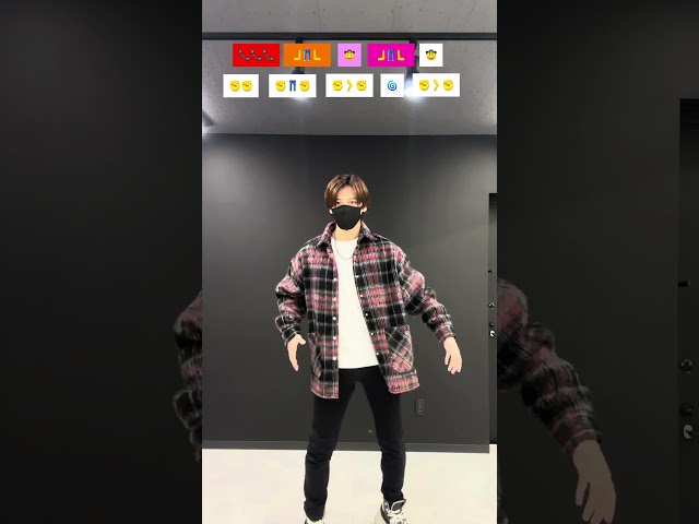 【 iPhone Intro Squid Game slow ver.】TikTok dance TAKAHARU #shorts #RoundandRound #squidgame2 #イカゲーム