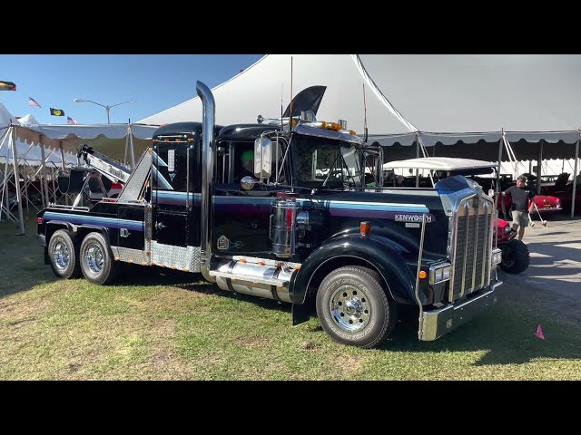 1988 Mini Kenworth Tow Truck  by LDM© The Towing Magazine