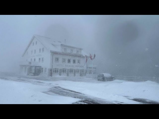 Snowstorm suddenly buried Switzerland! Blizzard buried tourist attractions Switzerland