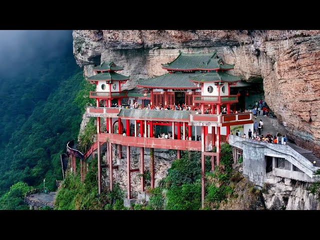 Explore China's most breathtaking cliff temple: 1000n year old wonder