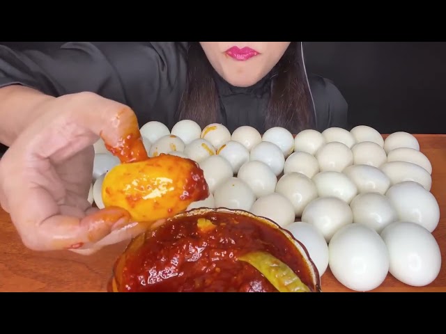 50 EGGS EATING CHALLENGE