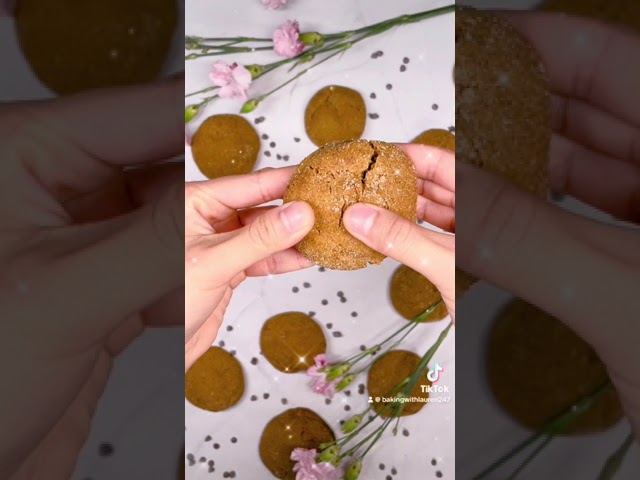 Time for a Bite of a Gingerbread Cheesecake Cookie!