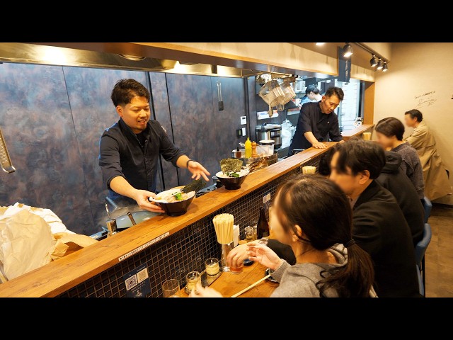 200 People Rush In! The Iron Chef Owner of a Tokyo Iekei Ramen Shop Takes 7 Days to Make Chashu!