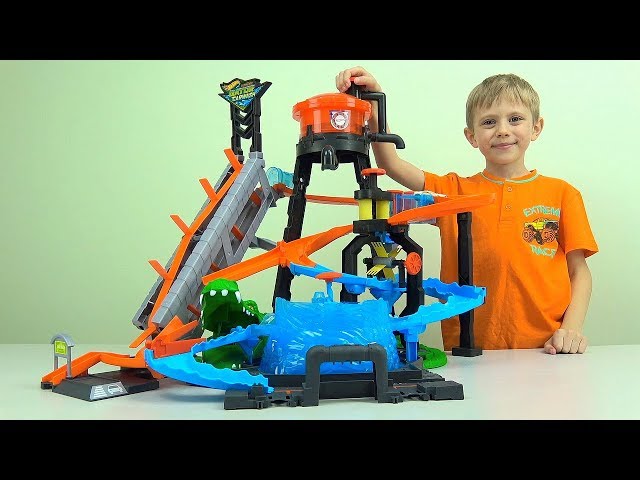 АВТОМОЙКА Хот Вилс с Крокодилом и водонапорной башней - Hot Wheels ULTIMATE GATOR CAR WASH for Kids