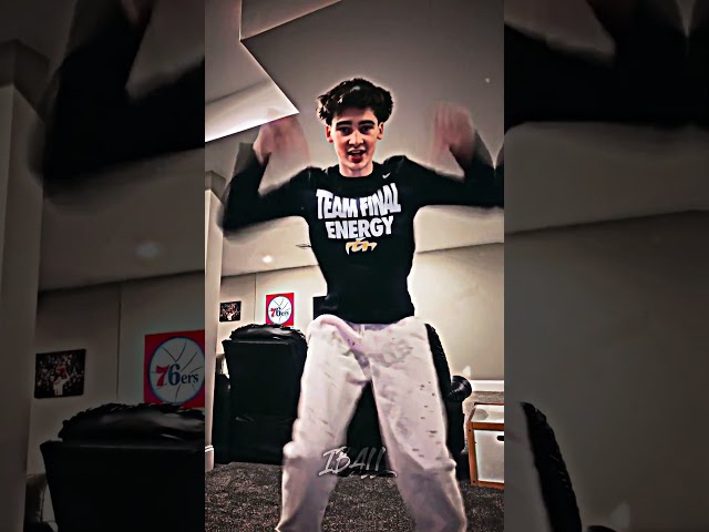 RAISE YOUR YAYAYA 😂 | #dance #tiktok #shorts