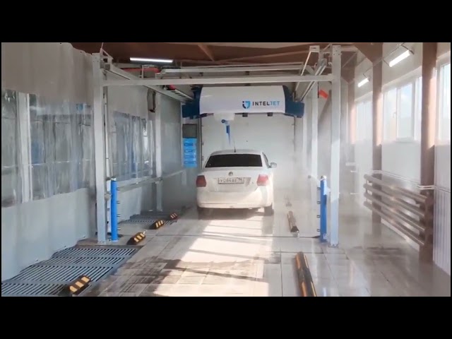 How Leisuwash touchless car wash machine clean a dirty car (white one) with side dryer and spray