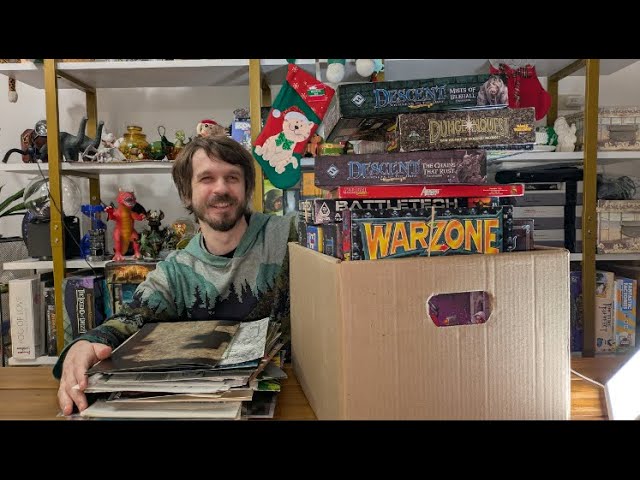 MASSIVE D&D DUNGEONS AND DRAGONS MAPS AND VINTAGE BOARD GAMES SOURCING HAUL (PART 1)