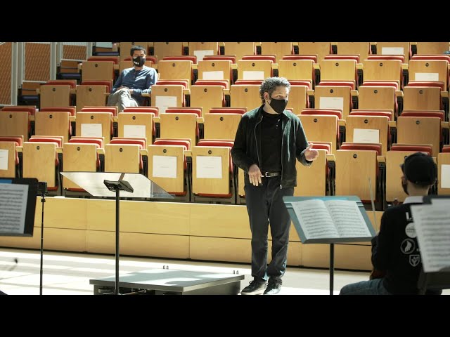 Gustavo Dudamel leads the first rehearsal at the Beckmen YOLA Center