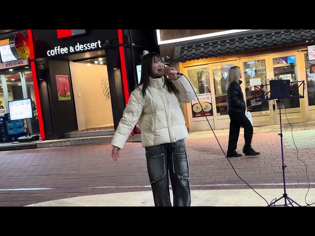 HONGDAE BUSKING [이토록 TOROK] - [Frozen OST] Let It Go (2)