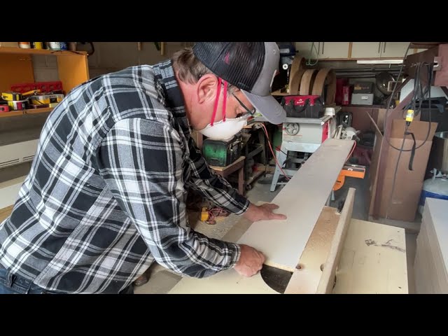 No Scoring Blade? Use a Router to Clean Up Chipped Melamine Edges | Woodworking Hack