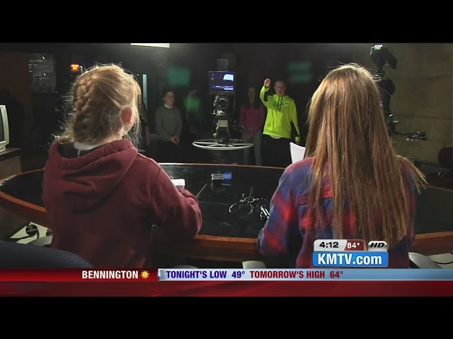 Middle school students produce TV newscast