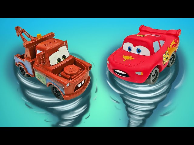 Pretend to play with toy cars | Toy car games for kids | Mater's superpower & Lightning McQueen toy