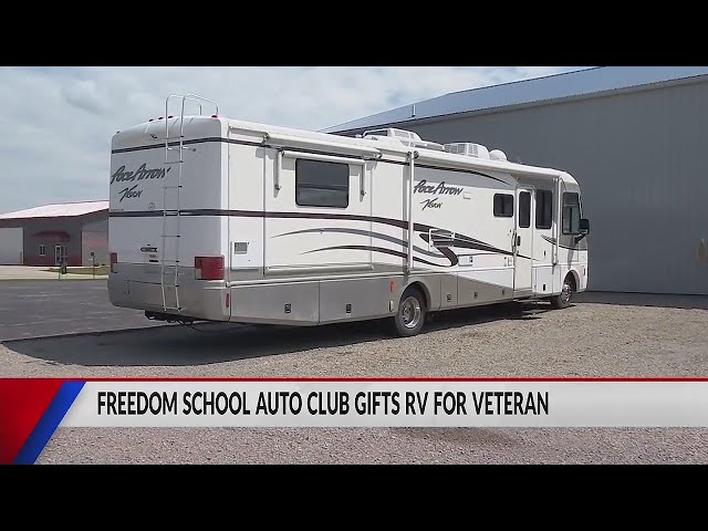 Freedom high school Auto Club gifts RV for veteran