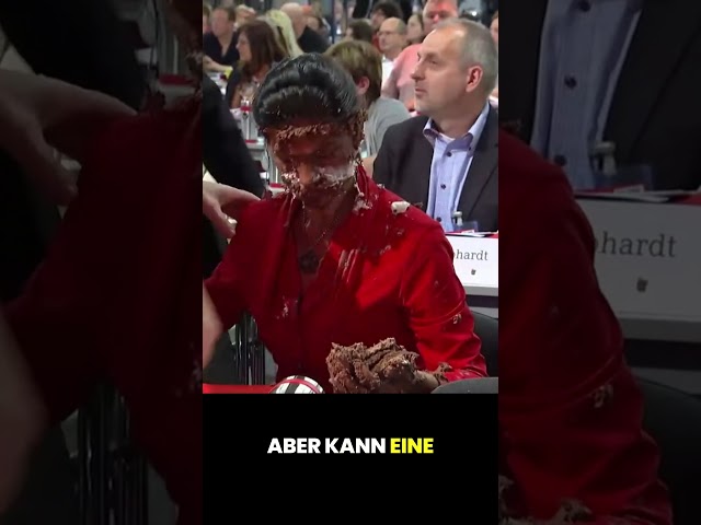 Torten-Attacke auf Sahra Wagenknecht: Tabu oder Protest? 🎯