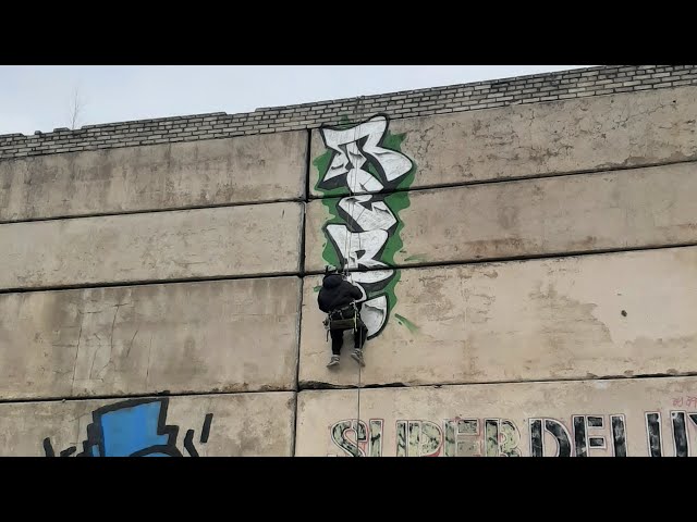 Graffiti bombing. Rappelling on abandoned spot. Chrome piece. Rebel813 4K 2024