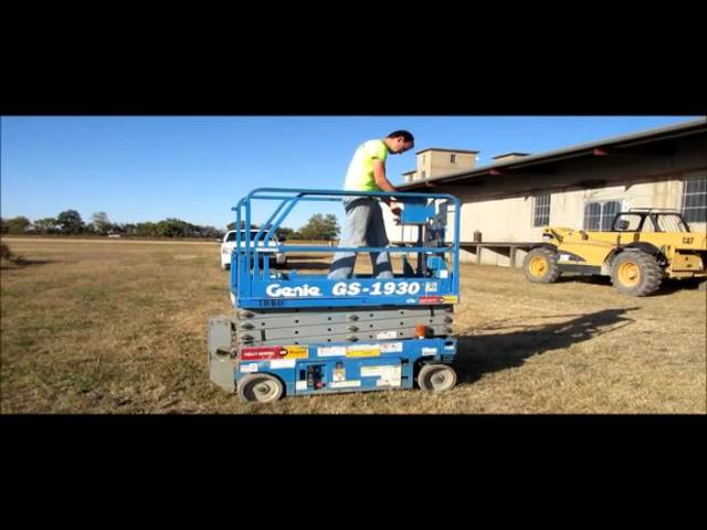 2010 Genie GS-1930 scissor lift for sale | sold at auction November 19, 2015