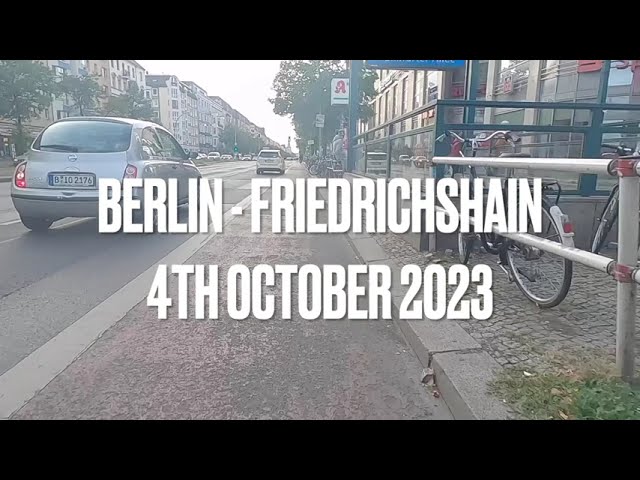 Scenic Bike Tour: Exploring Berlin from S Frankfurter Allee to Mühlendammbrücke