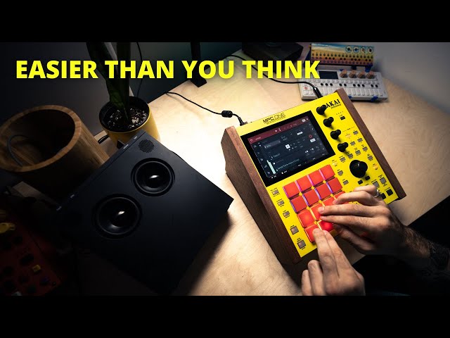 Explaining how to use the MPC One to a COMPLETE BEGINNER