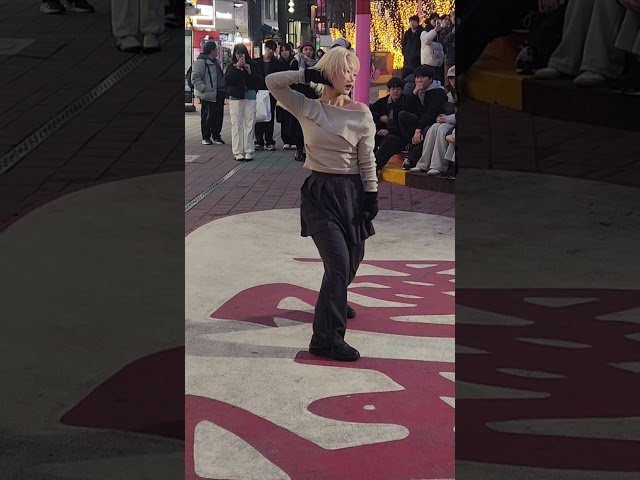 Kpop&JHKTV]Majesty J Moon in hongdae kpopdanceWhiplash#aespa 메이저스티 홍대케이팝댄스 #쇼츠 #shorts