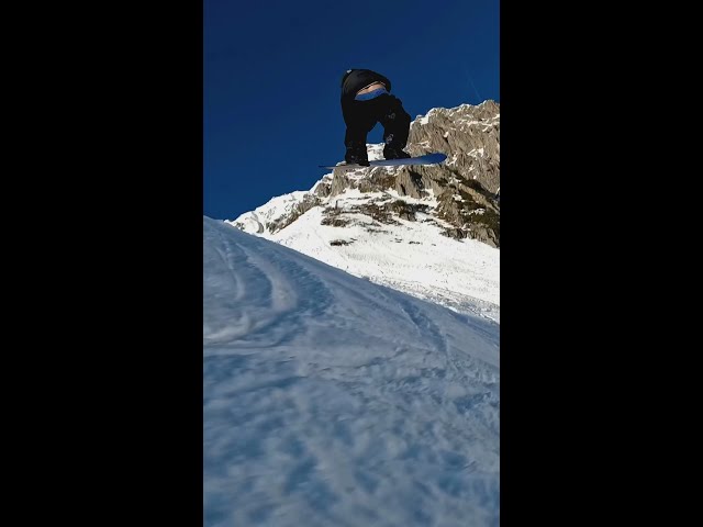 Nick Puenter turning blue slopes into playgrounds ✨