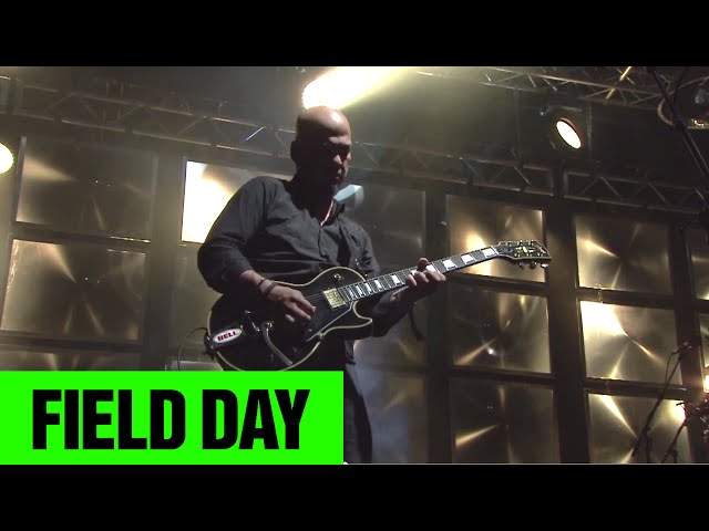 Pixies - Debaser | Field Day 2014 | FestivoTV