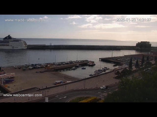 LIVE: Funchal Marina Webcam 1 Madeira Island | Madeira-Web