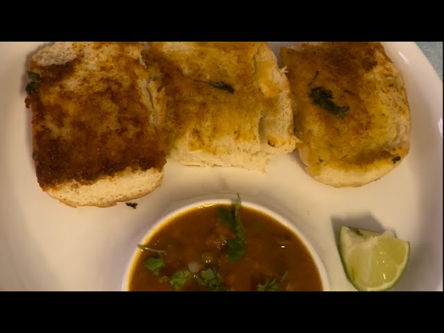 Spicy, buttery, and totally irresistible. That's Pav Bhaji for you!