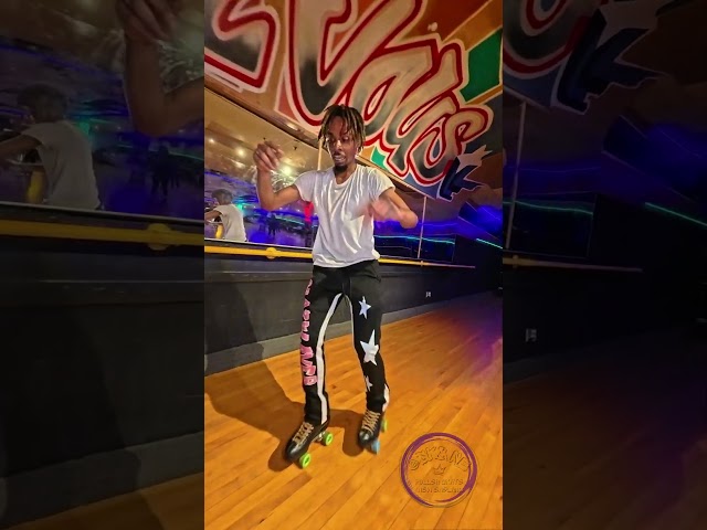 Watch the flow, feel the energy – skating like no one else! 🌟🛼 #RollerSkating @sk8.ne