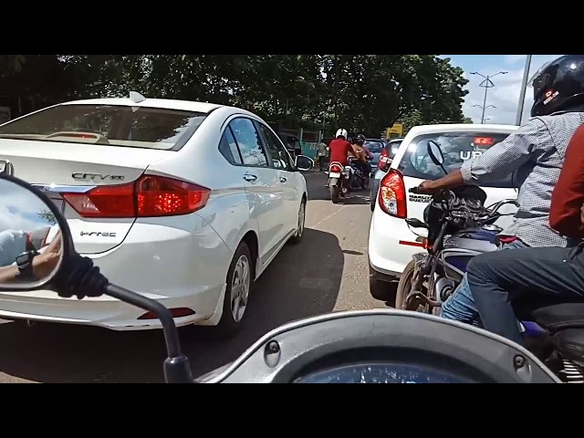 #Traffic Daily Observation #1 | Idiots on roads | Bhubbiker Kaustuv | Motovlogger from bhubaneswar