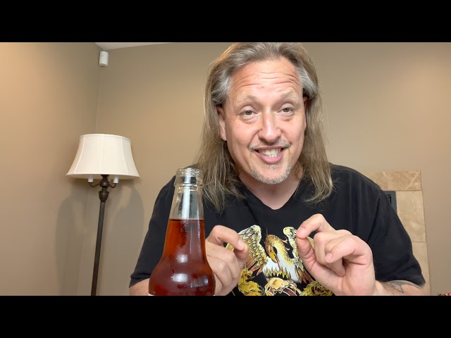 Boysenberry Sarsaparilla from Knott’s Berry Farm: Quick Bite Food Review.